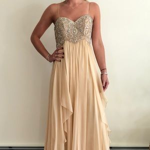 Beautiful champagne colored prom dress